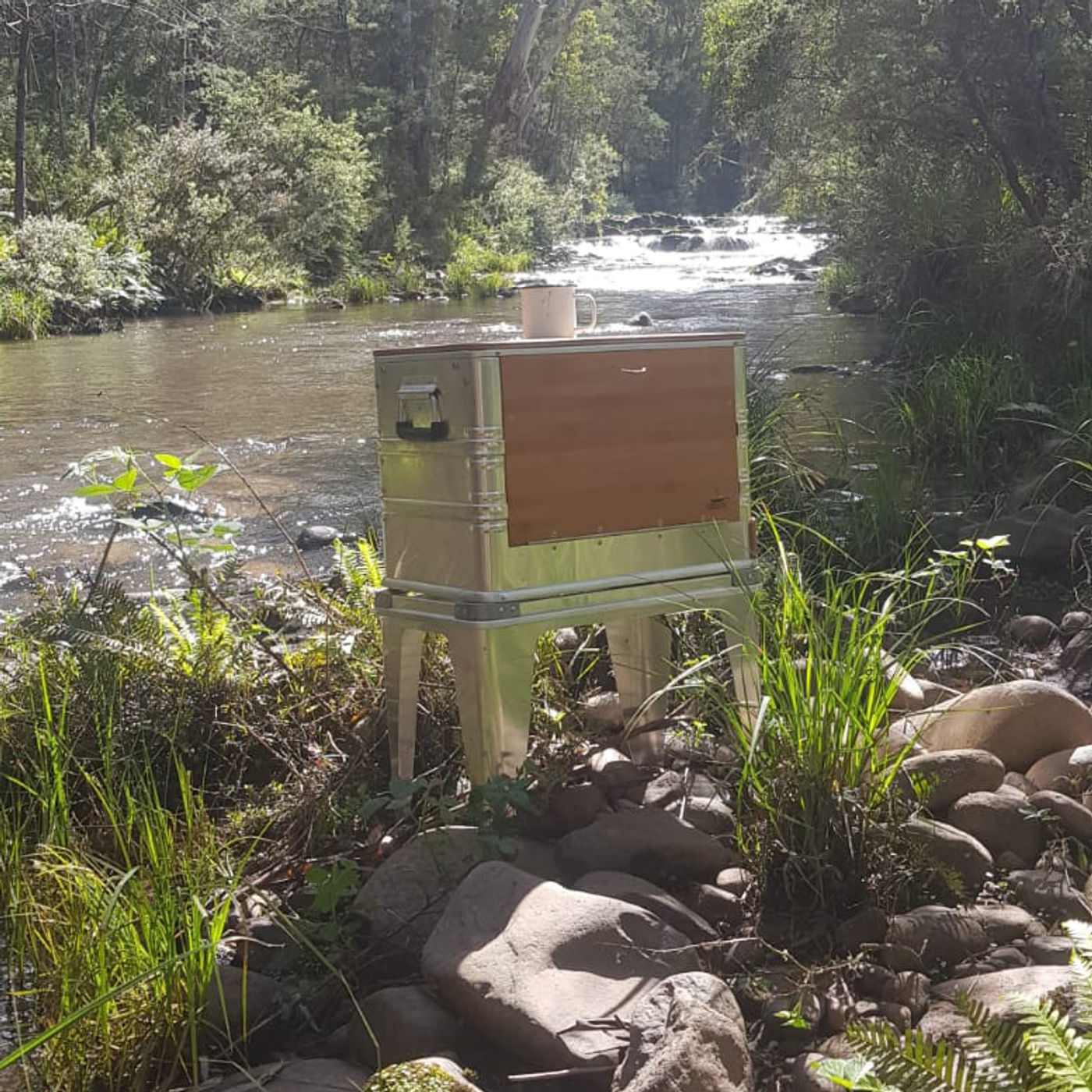 DOCK kitchen by a river in the Australian bush