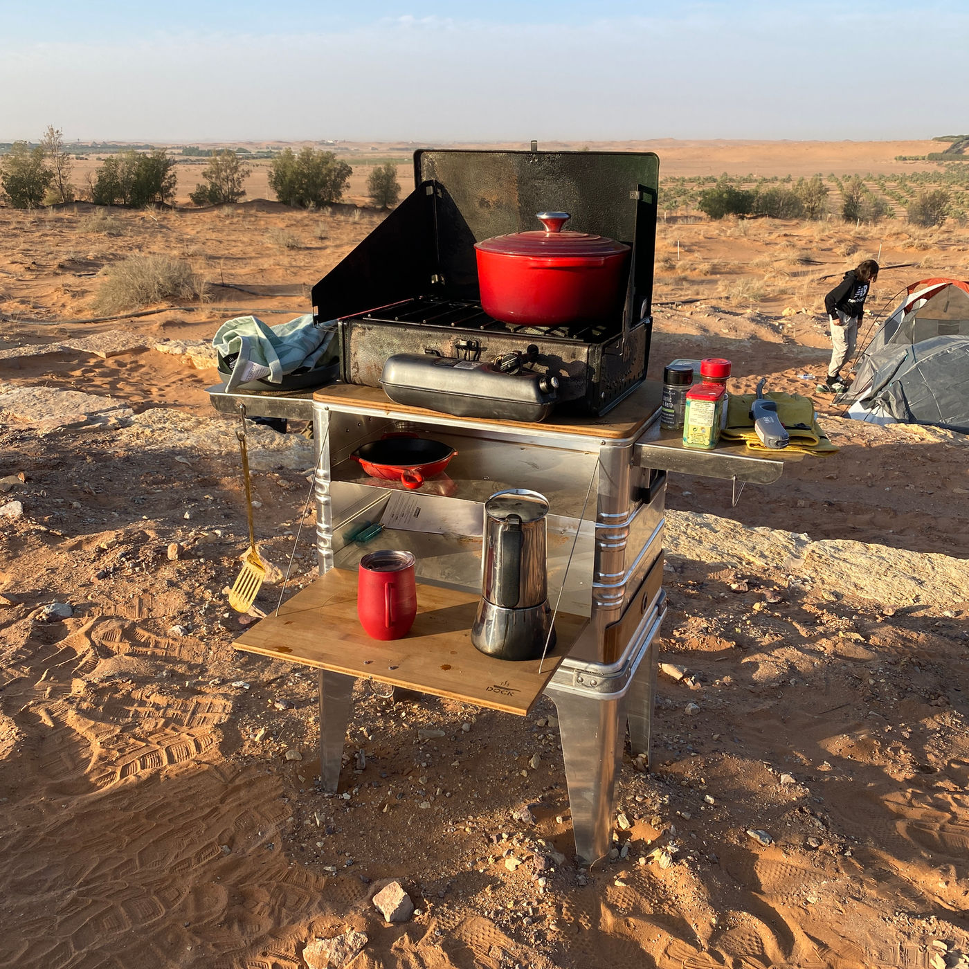DOCK kitchen with cast-iron pot in the Saudi Arabian desert